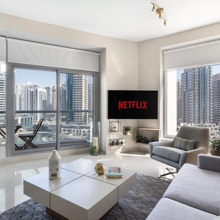 Appartamento Guestready - Marina View | Fairfield Tower Dubai Esterno foto