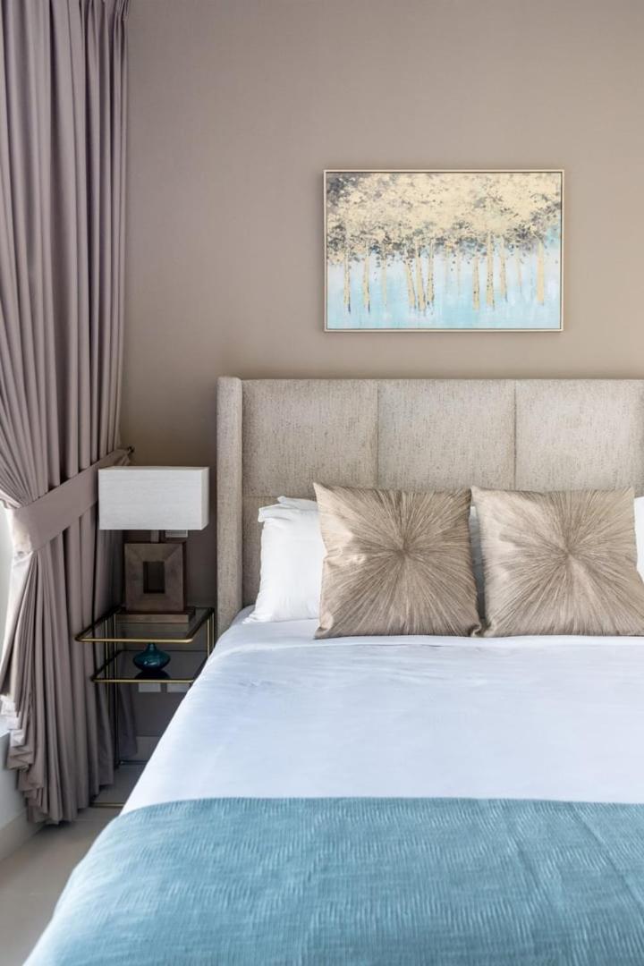 Appartamento Guestready - Marina View | Fairfield Tower Dubai Esterno foto