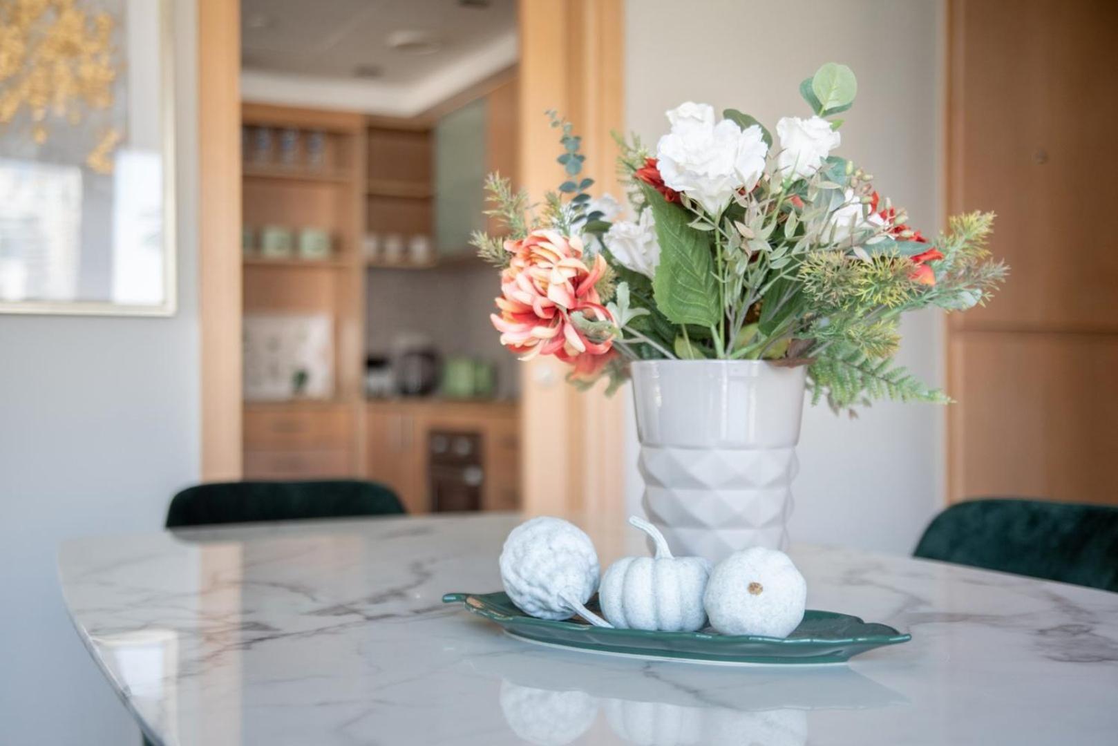 Appartamento Guestready - Marina View | Fairfield Tower Dubai Esterno foto