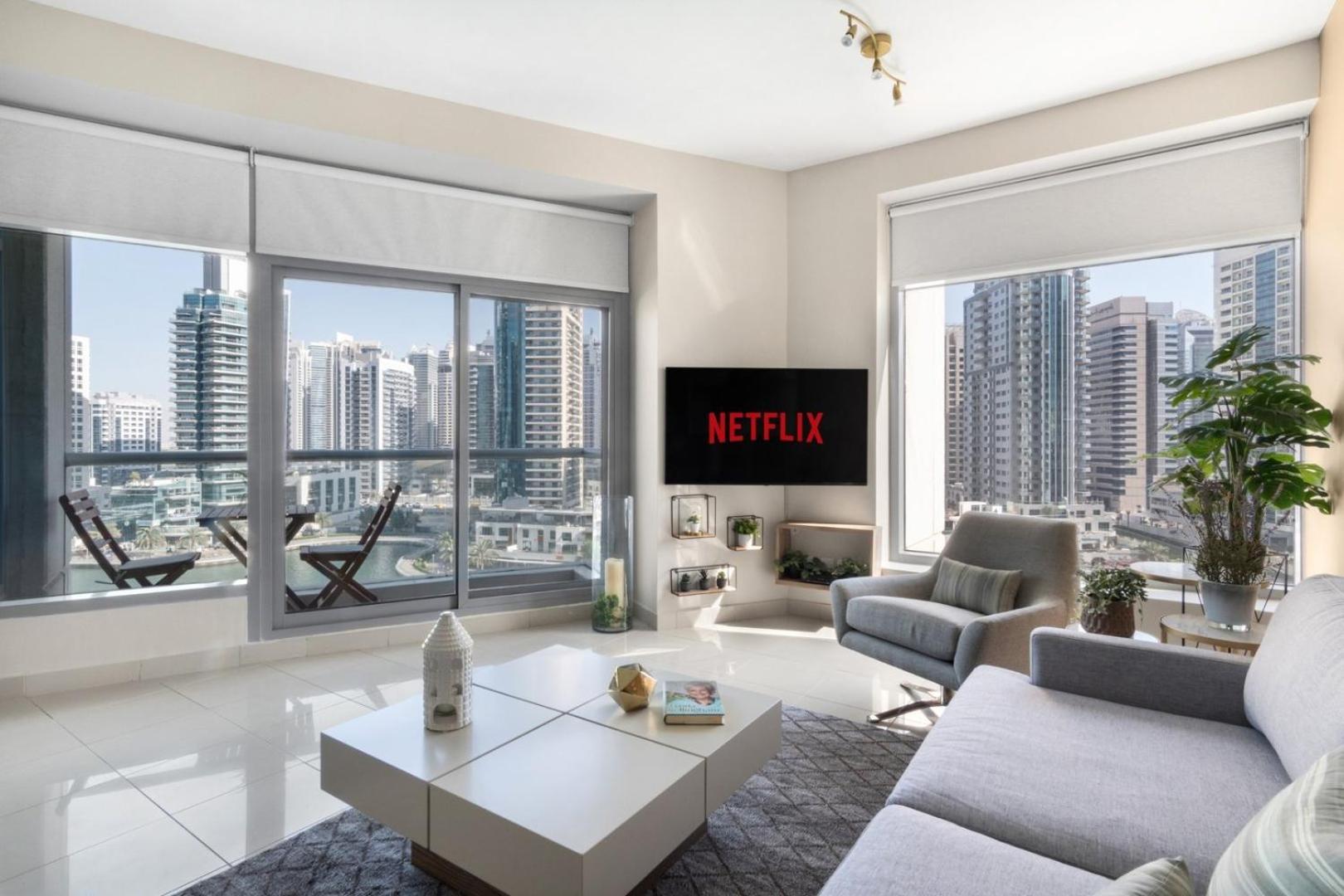 Appartamento Guestready - Marina View | Fairfield Tower Dubai Esterno foto